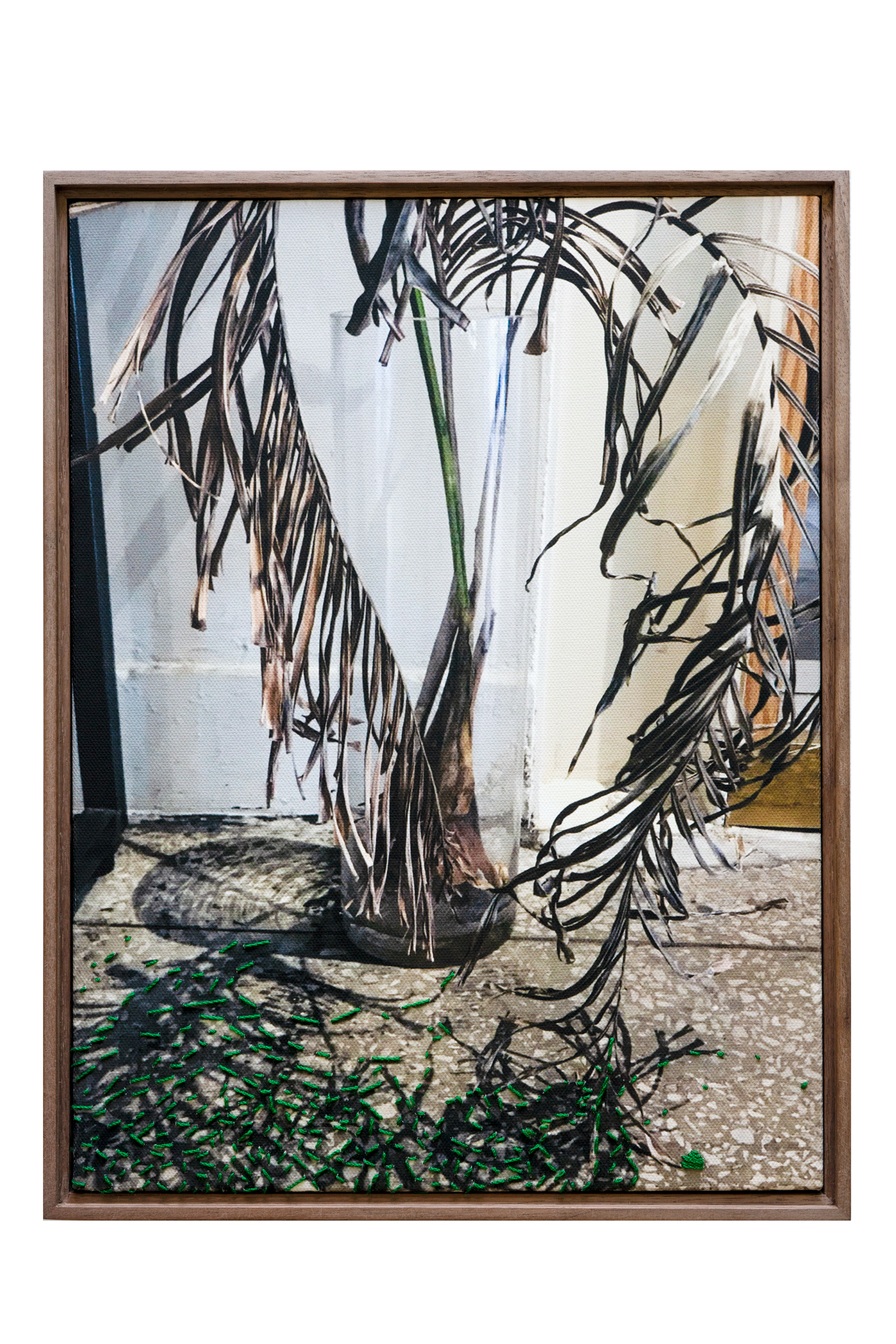 Seongyeon Jo_지극히 주관적인 ( ), 2024, pigment print, stitches, 36 x 27.5cm